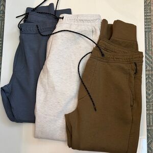 Men's American Eagle Joggers - in Medium-Slate Blue, Heather White, and Brown